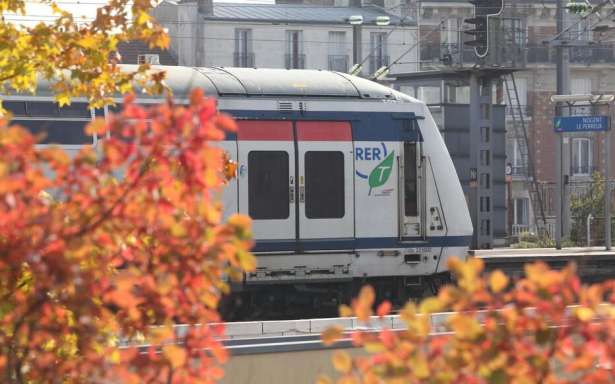 RER E : தொடருந்து மோதி ஒருவர் பலி!!